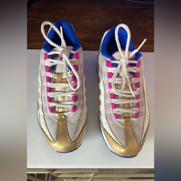 Nike 2018 7 Youth Air Max 95 LE GS 'Peanut Butter & Jelly' - Picture 4 of 12